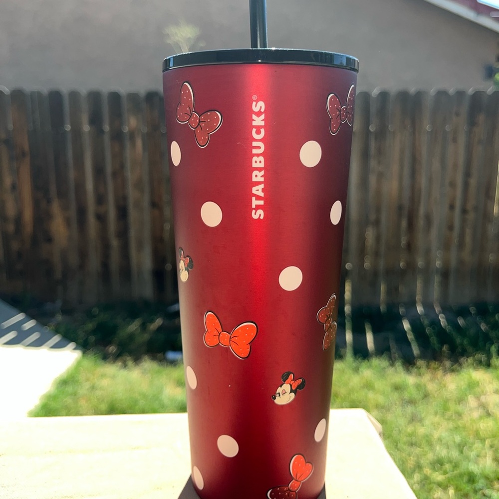 Disney Exclusive Minnie Mouse Starbucks Tumbler 24 oz